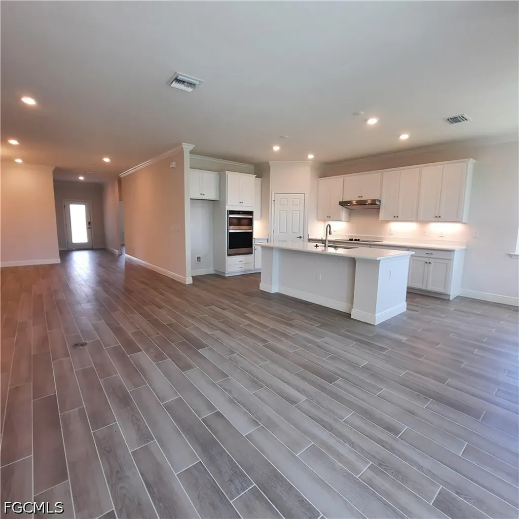 4102 NW 26th Street Cape Coral FL 33993