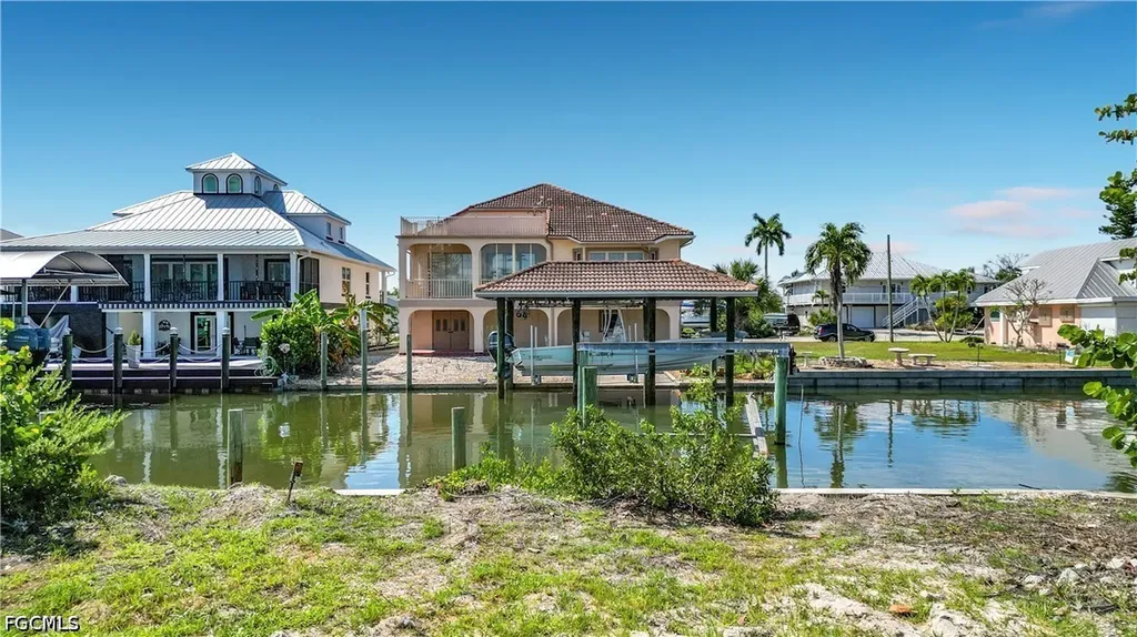 200 Curlew Street Fort Myers Beach FL 33931