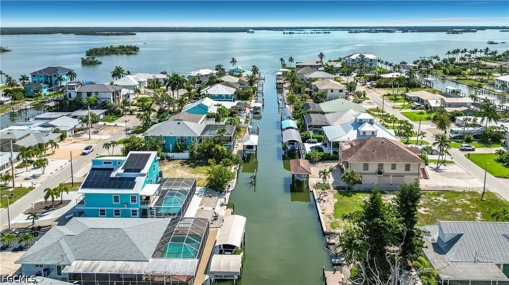 200 Curlew Street Fort Myers Beach FL 33931