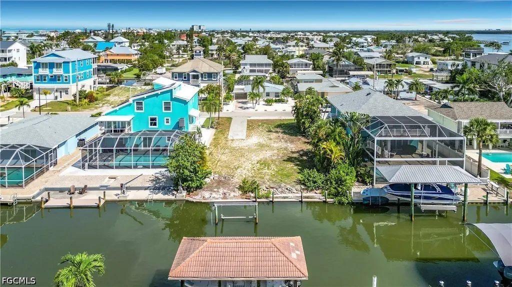 200 Curlew Street Fort Myers Beach FL 33931