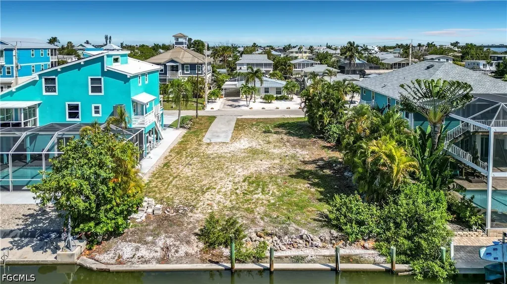 200 Curlew Street Fort Myers Beach FL 33931
