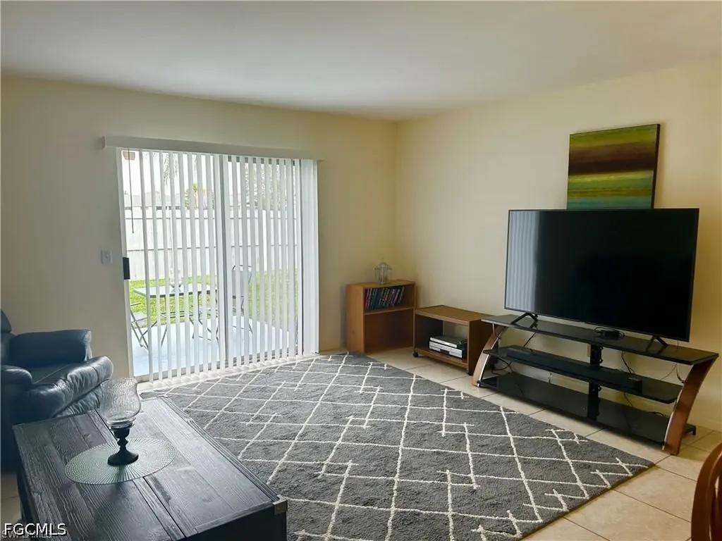 1005 SW 48th Terrace Cape Coral FL 33914