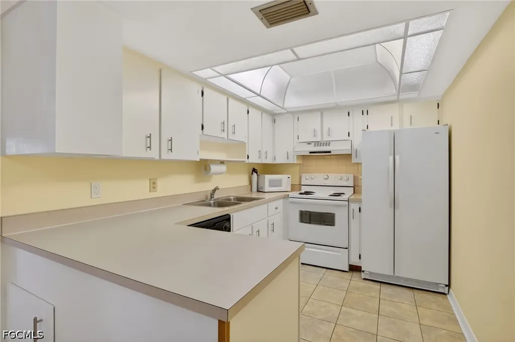 12481 Mcgregor Boulevard Fort Myers FL 33919
