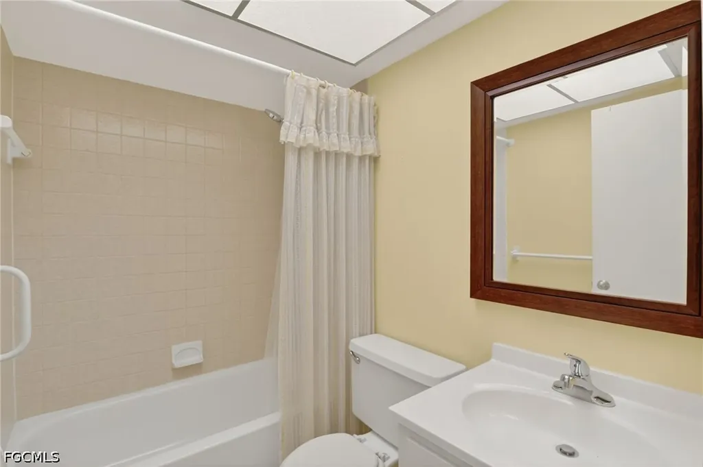 12481 Mcgregor Boulevard Fort Myers FL 33919