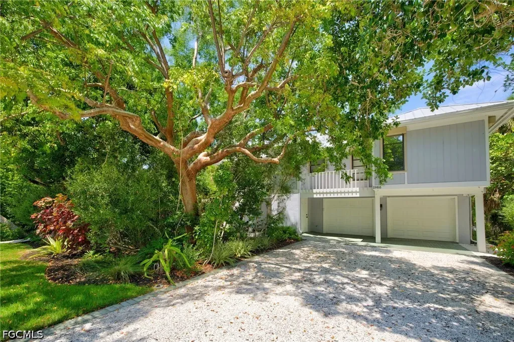 1986 Wild Lime Drive Sanibel FL 33957