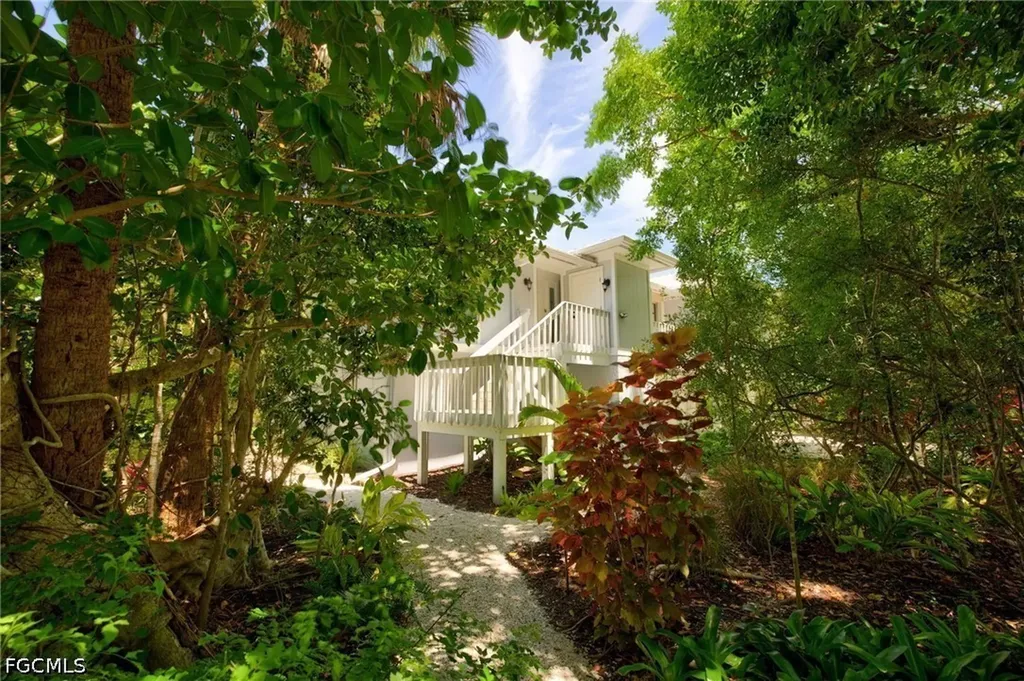 1986 Wild Lime Drive Sanibel FL 33957
