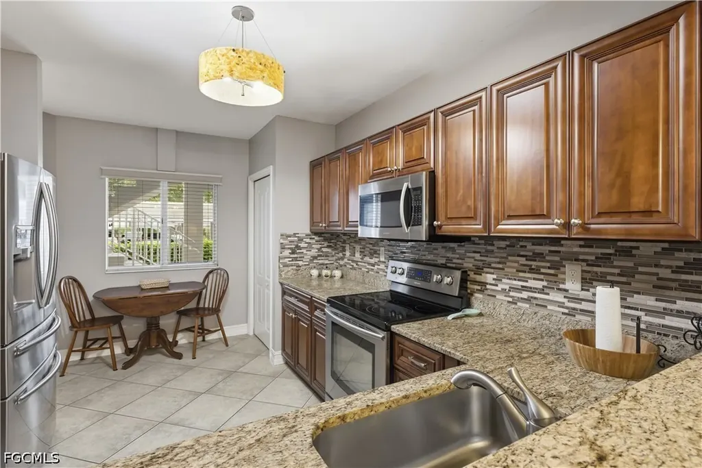 7822 Great Heron Way Naples FL 34104