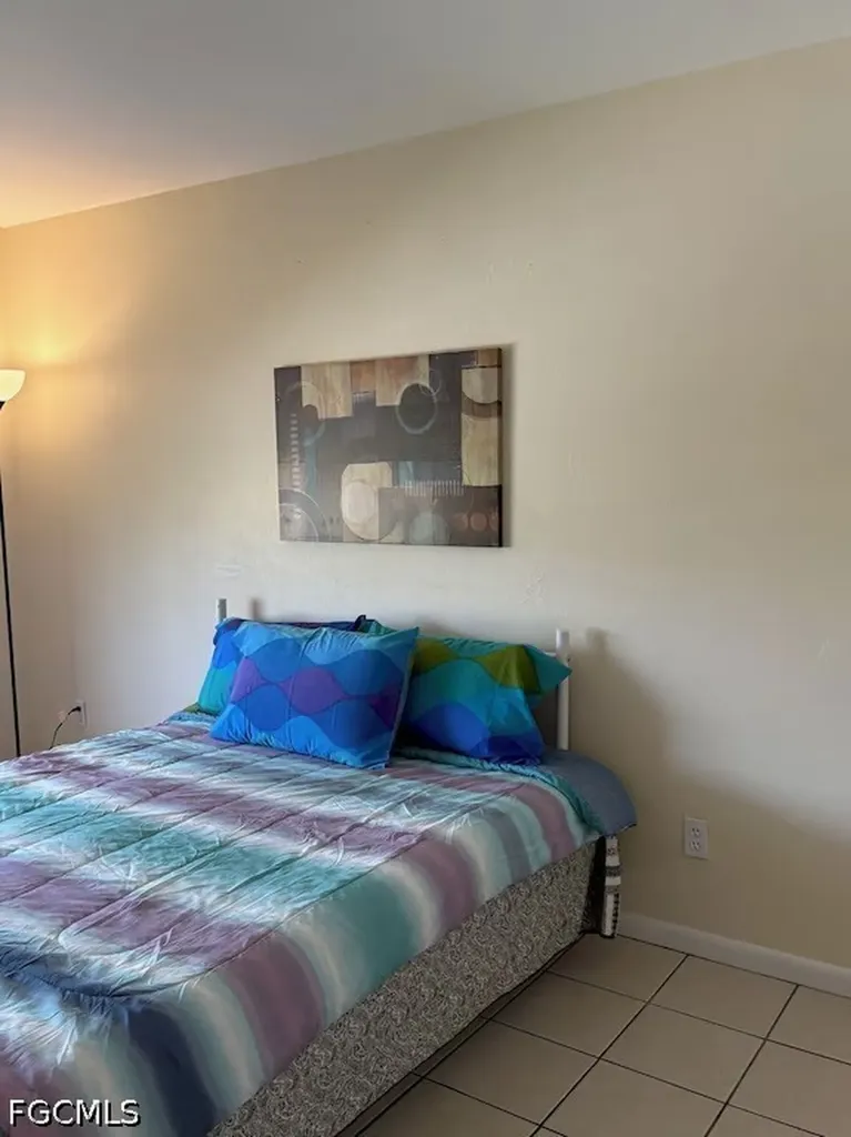 1005 SW 48th Terrace Cape Coral FL 33914