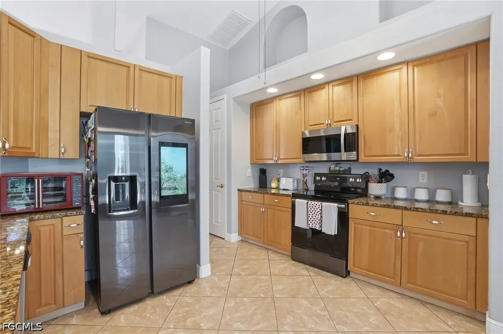 219 Gleason Parkway Cape Coral FL 33914