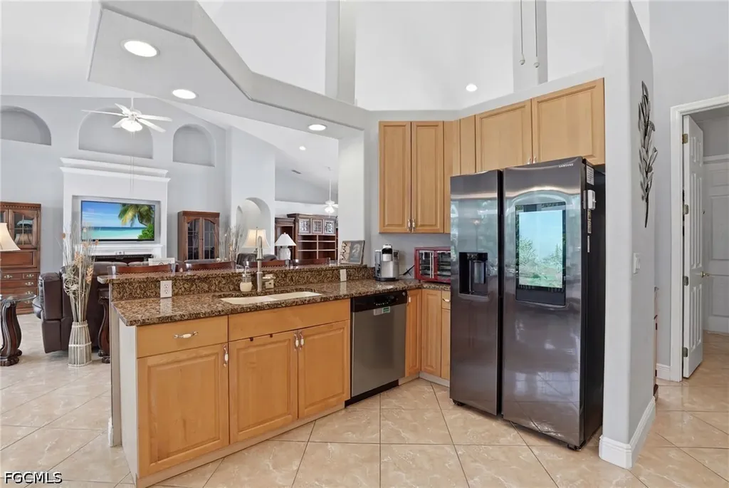 219 Gleason Parkway Cape Coral FL 33914