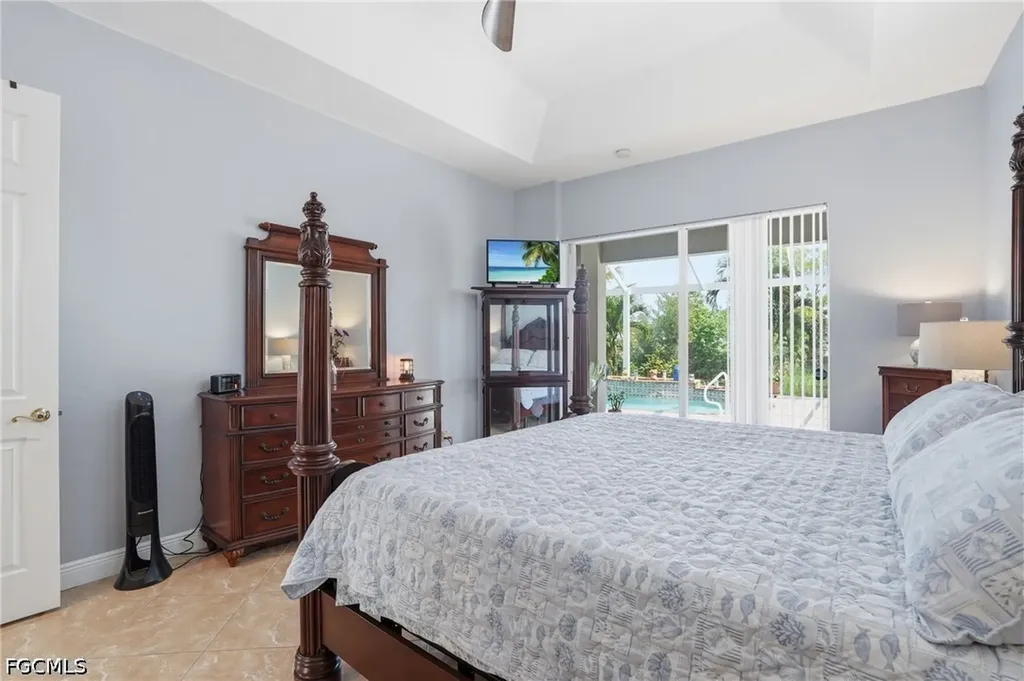 219 Gleason Parkway Cape Coral FL 33914