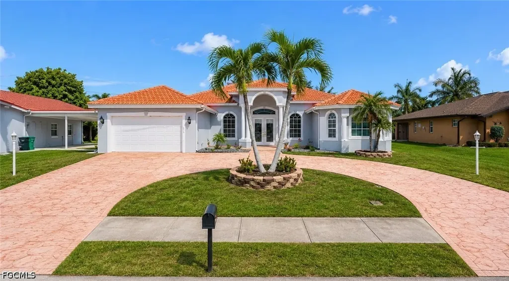 219 Gleason Parkway Cape Coral FL 33914