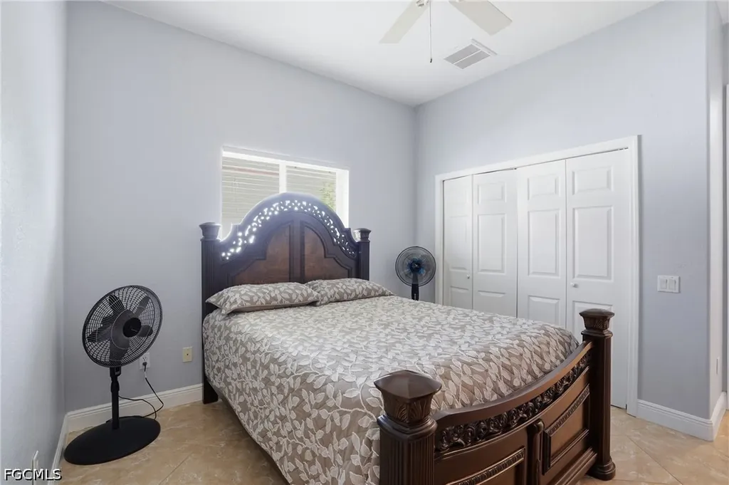 219 Gleason Parkway Cape Coral FL 33914
