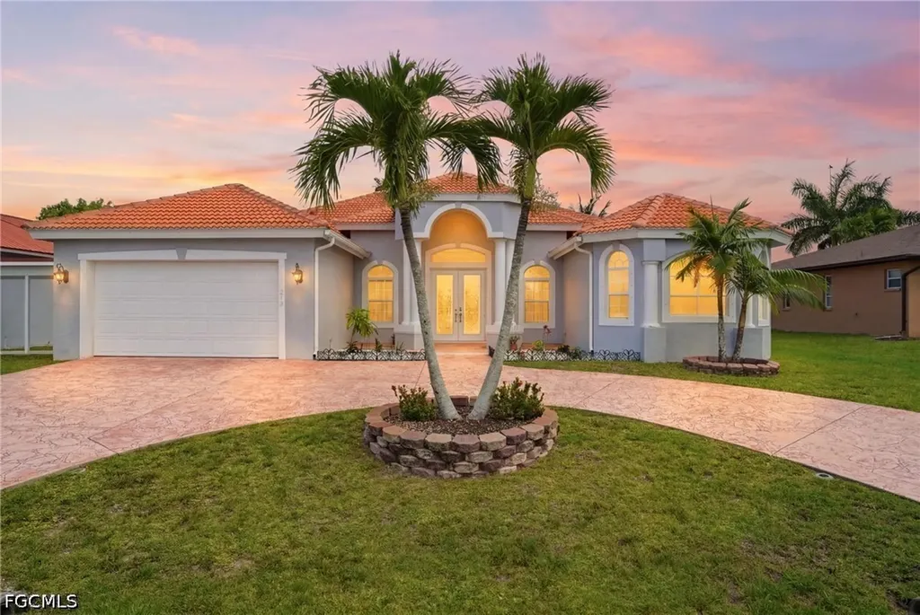 219 Gleason Parkway Cape Coral FL 33914