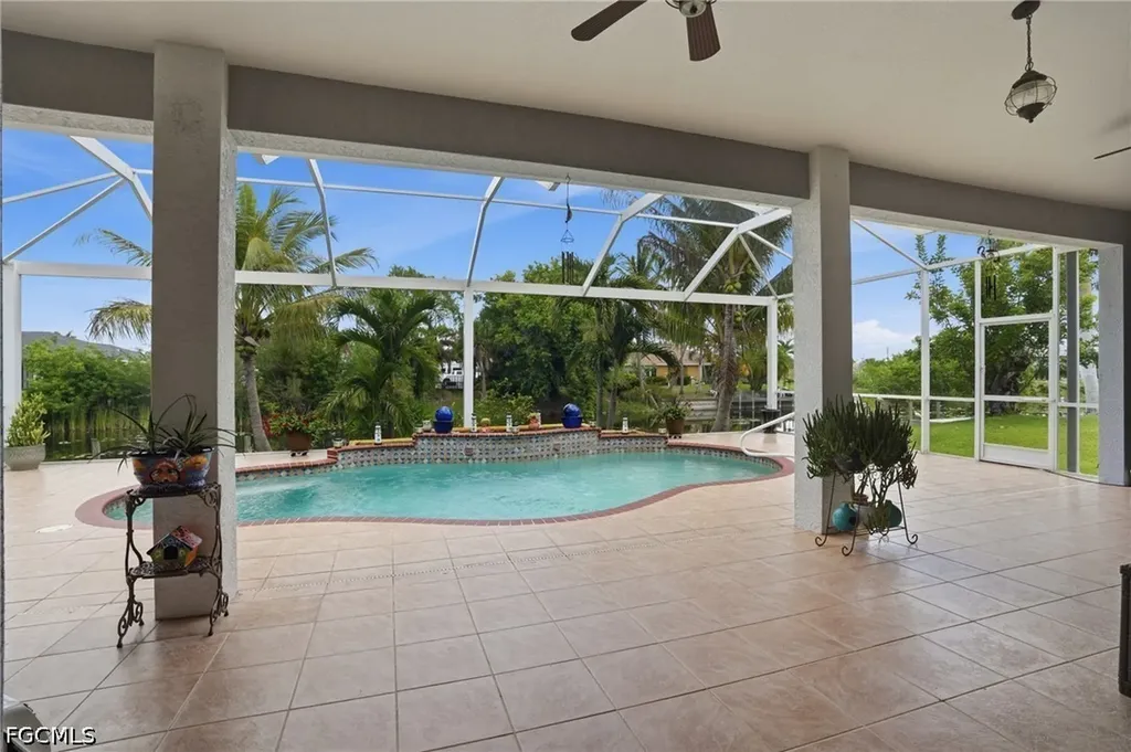 219 Gleason Parkway Cape Coral FL 33914