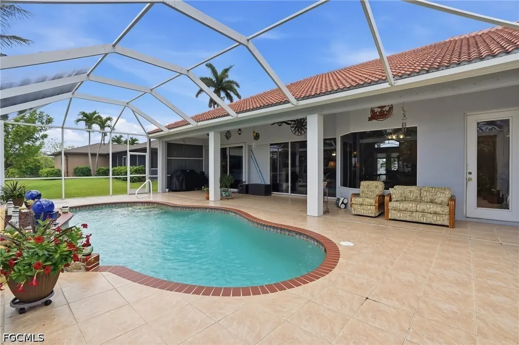 219 Gleason Parkway Cape Coral FL 33914