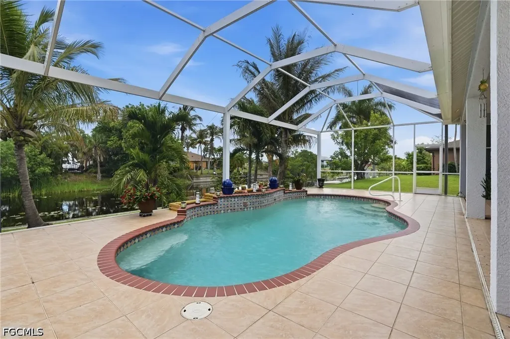 219 Gleason Parkway Cape Coral FL 33914