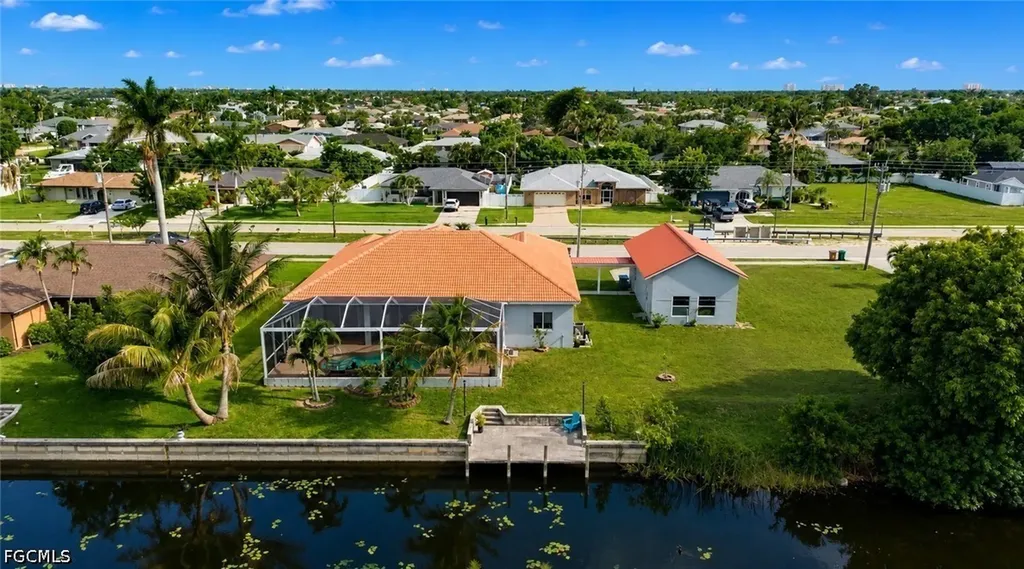 219 Gleason Parkway Cape Coral FL 33914