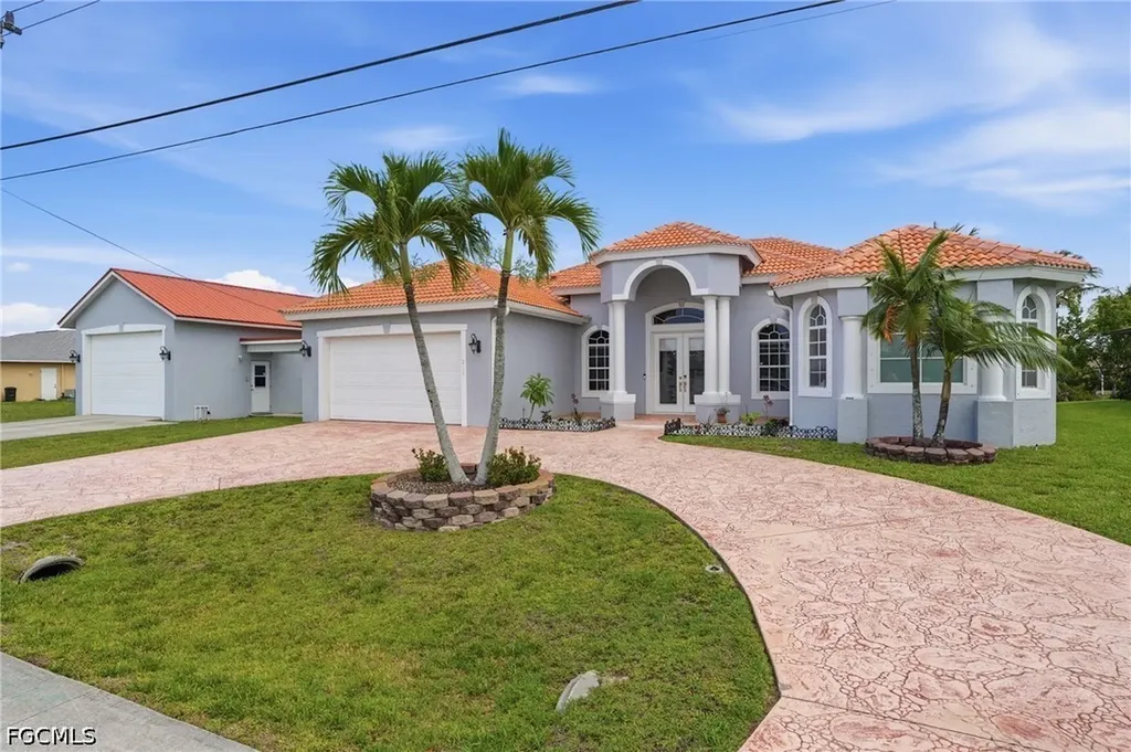 219 Gleason Parkway Cape Coral FL 33914