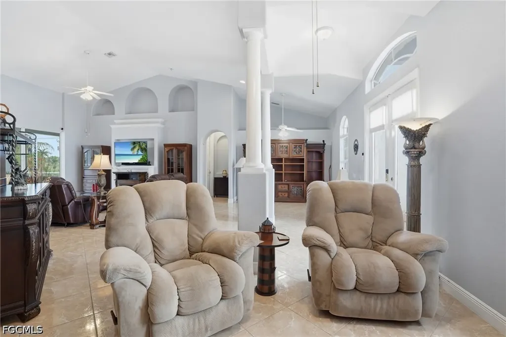 219 Gleason Parkway Cape Coral FL 33914