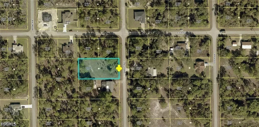 821 Abbott Avenue Lehigh Acres FL 33972