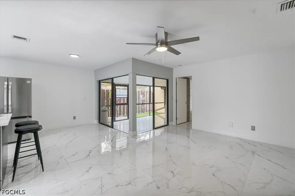 1212 SE 6th Terrace Cape Coral FL 33990