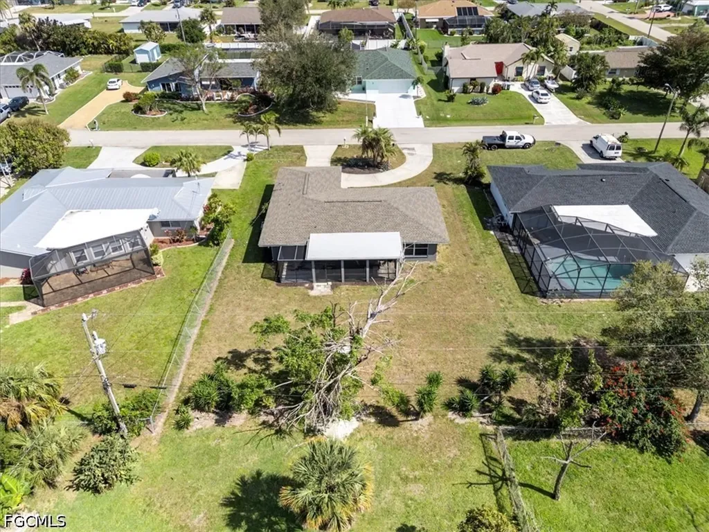 4216 SE 1st Court Cape Coral FL 33904