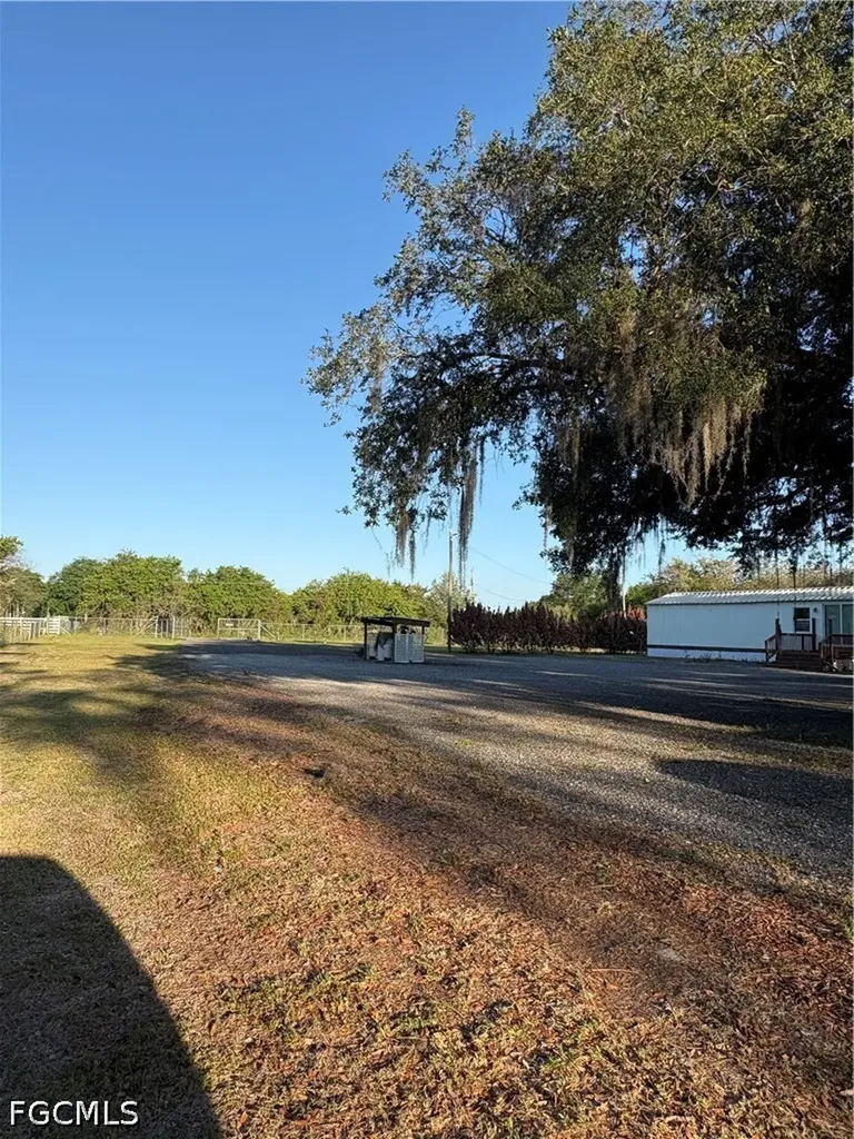 855 N Datil Street Clewiston FL 33440