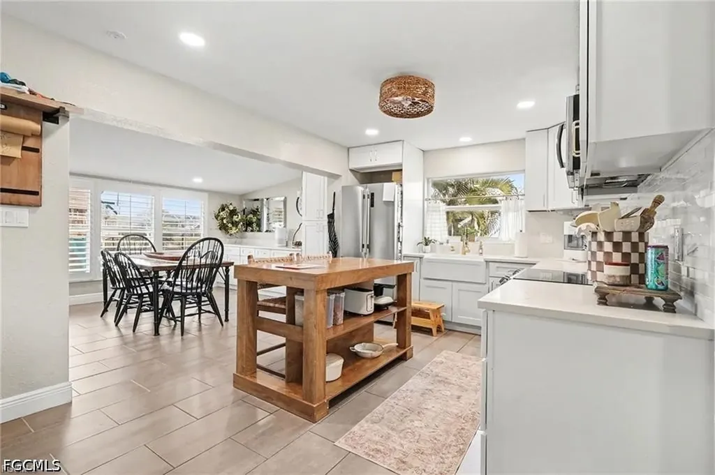 5220 Tower Drive Cape Coral FL 33904