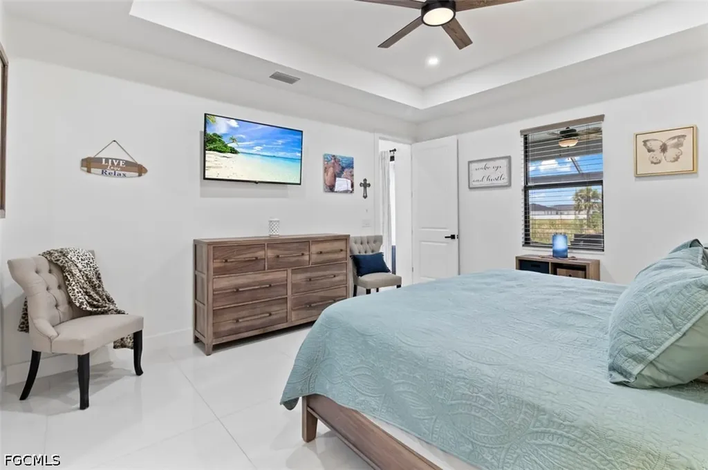1 NW 8th Terrace Cape Coral FL 33993