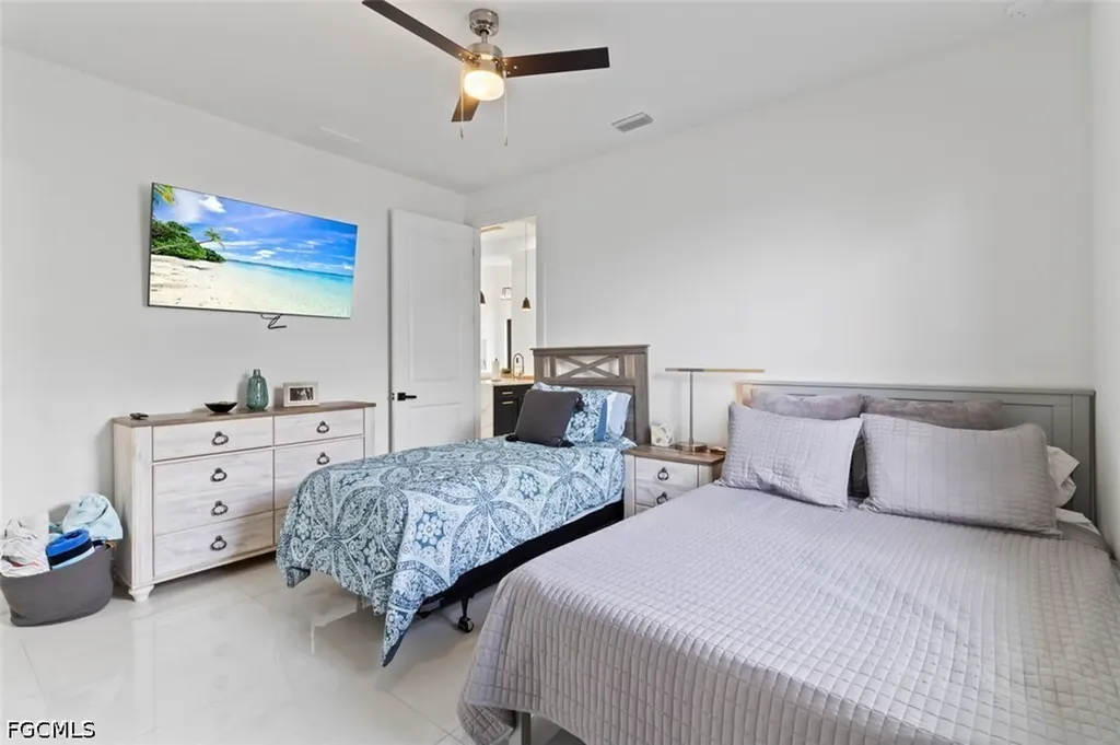 1 NW 8th Terrace Cape Coral FL 33993
