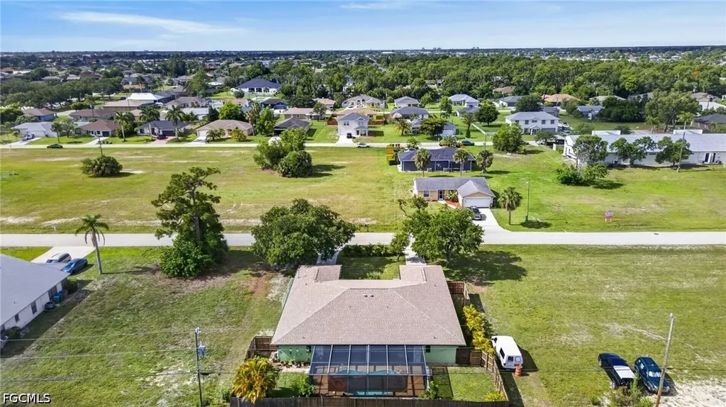 619/621 SW 3rd Terrace Cape Coral FL 33991