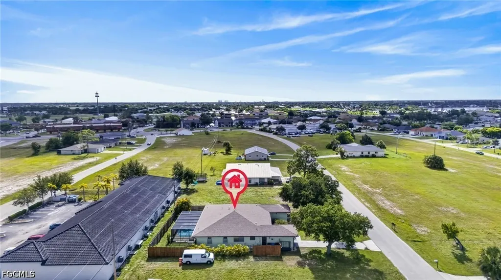 619/621 SW 3rd Terrace Cape Coral FL 33991