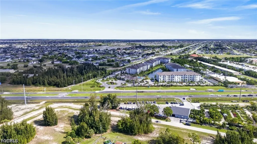 619/621 SW 3rd Terrace Cape Coral FL 33991