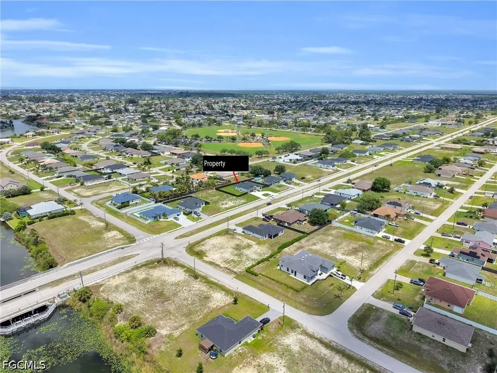 914 Chiquita Boulevard N Cape Coral FL 33993