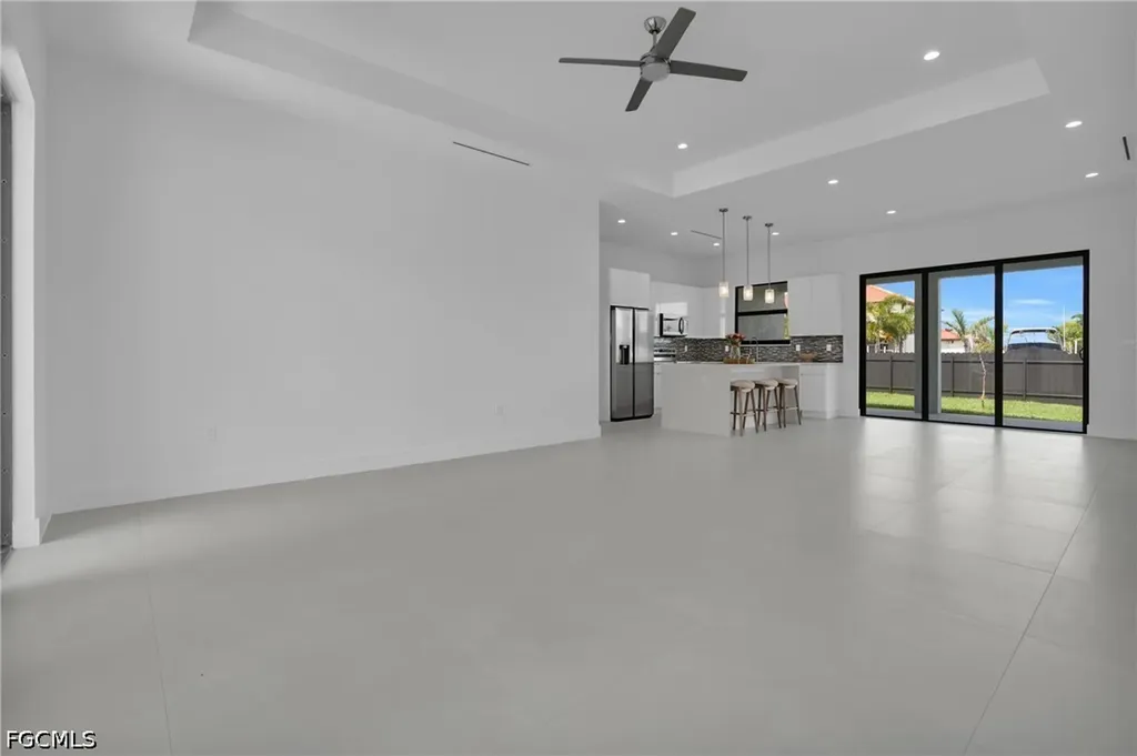 914 Chiquita Boulevard N Cape Coral FL 33993