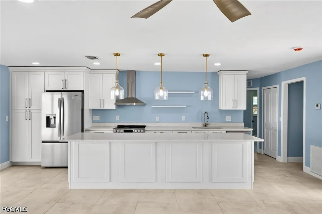 3 Bayview Boulevard Fort Myers Beach FL 33931