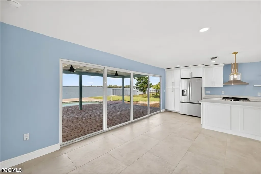 3 Bayview Boulevard Fort Myers Beach FL 33931