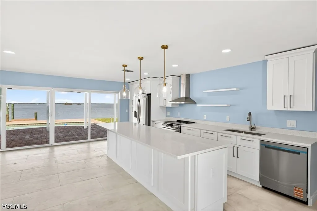 3 Bayview Boulevard Fort Myers Beach FL 33931