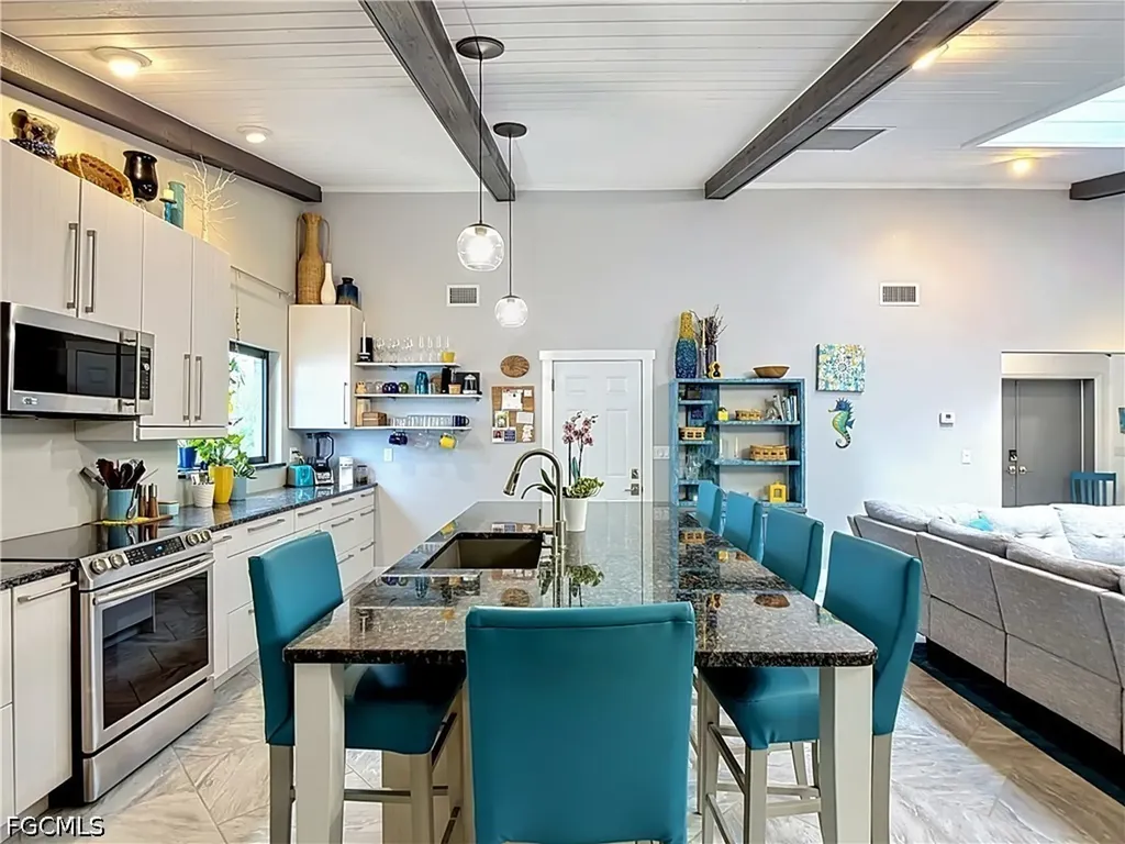 6284 Scott Lane Fort Myers FL 33966