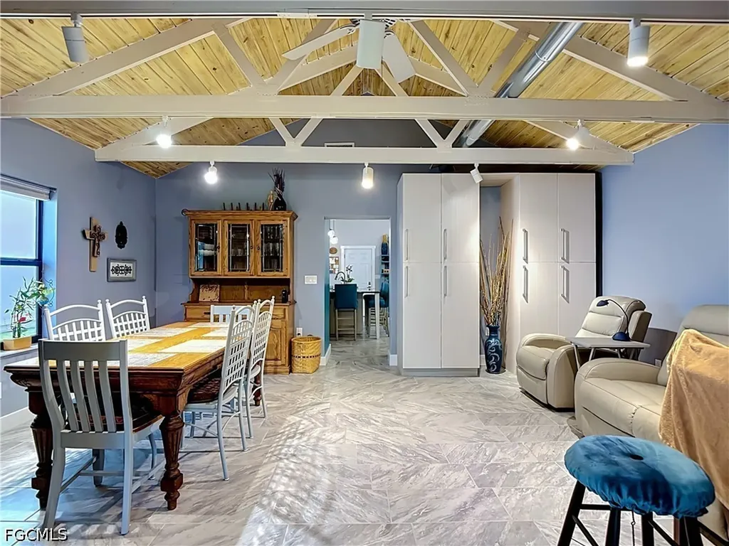 6284 Scott Lane Fort Myers FL 33966