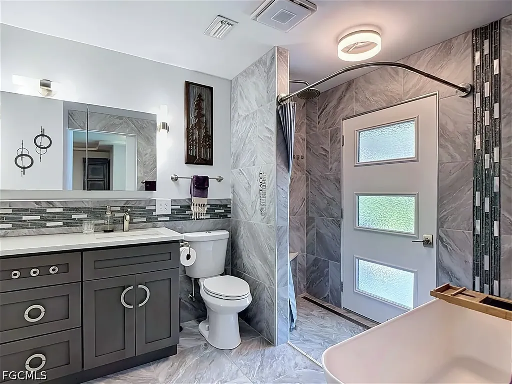 6284 Scott Lane Fort Myers FL 33966