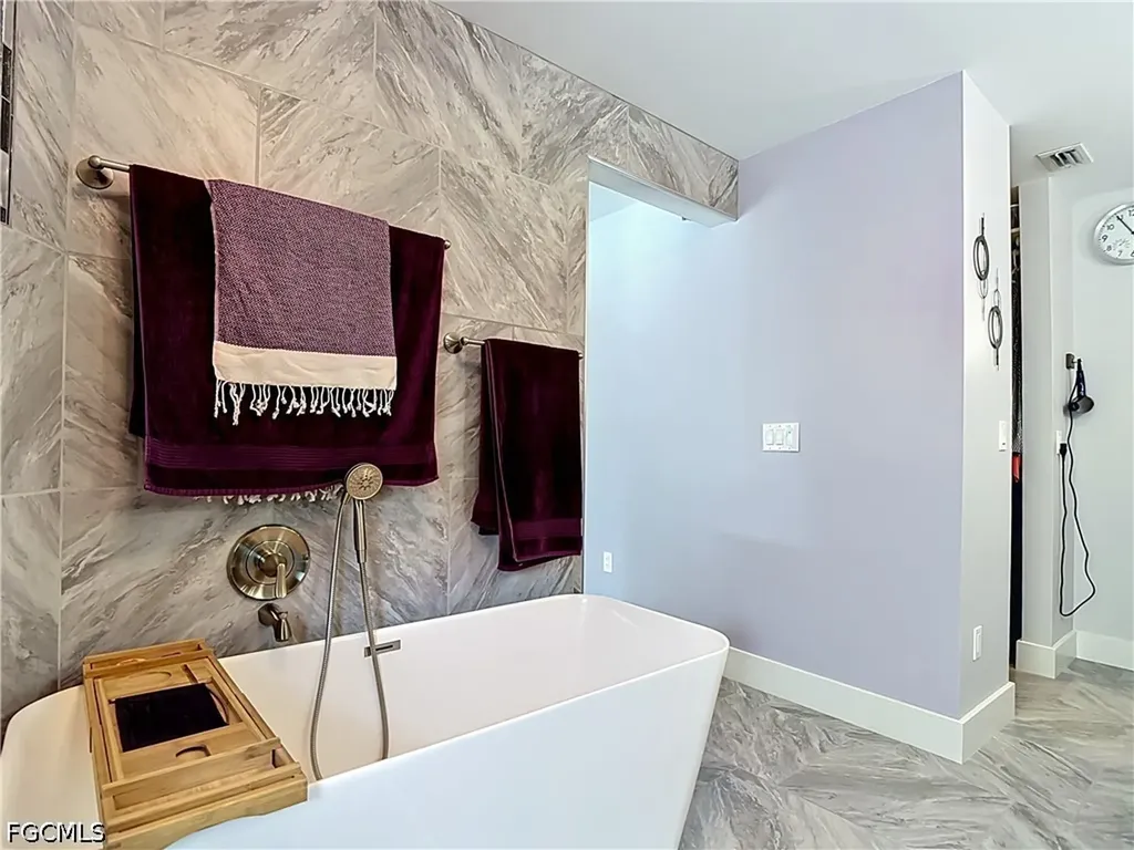 6284 Scott Lane Fort Myers FL 33966