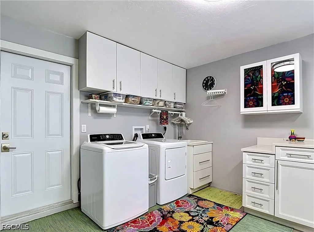6284 Scott Lane Fort Myers FL 33966