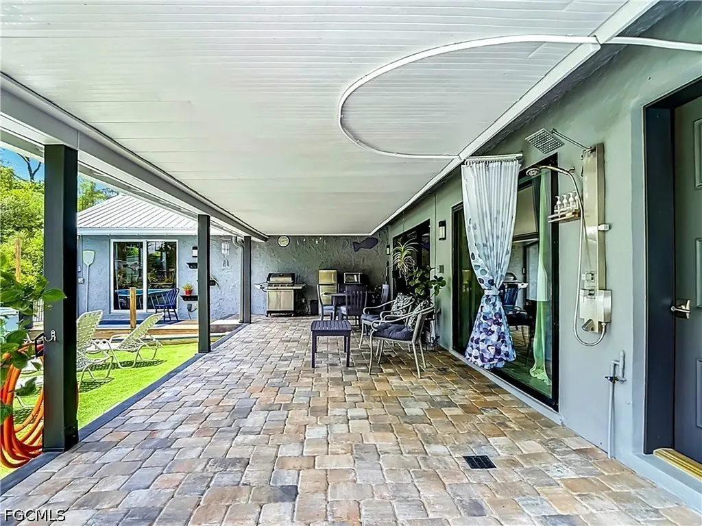 6284 Scott Lane Fort Myers FL 33966