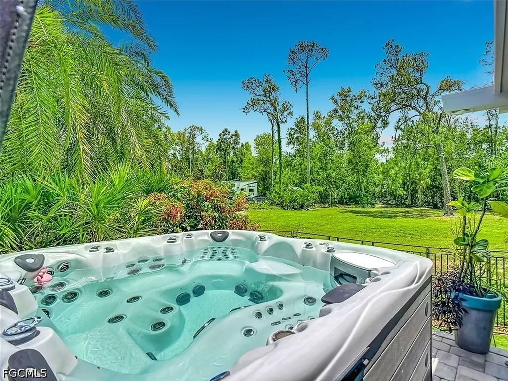 6284 Scott Lane Fort Myers FL 33966