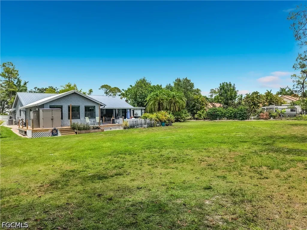 6284 Scott Lane Fort Myers FL 33966