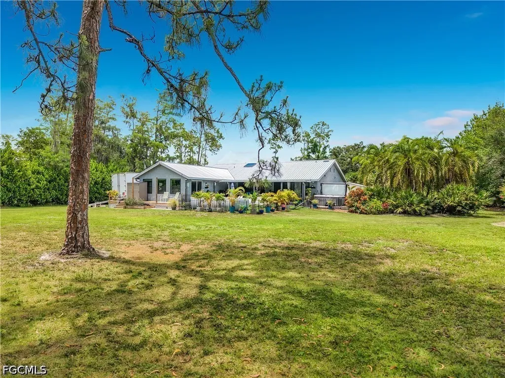 6284 Scott Lane Fort Myers FL 33966