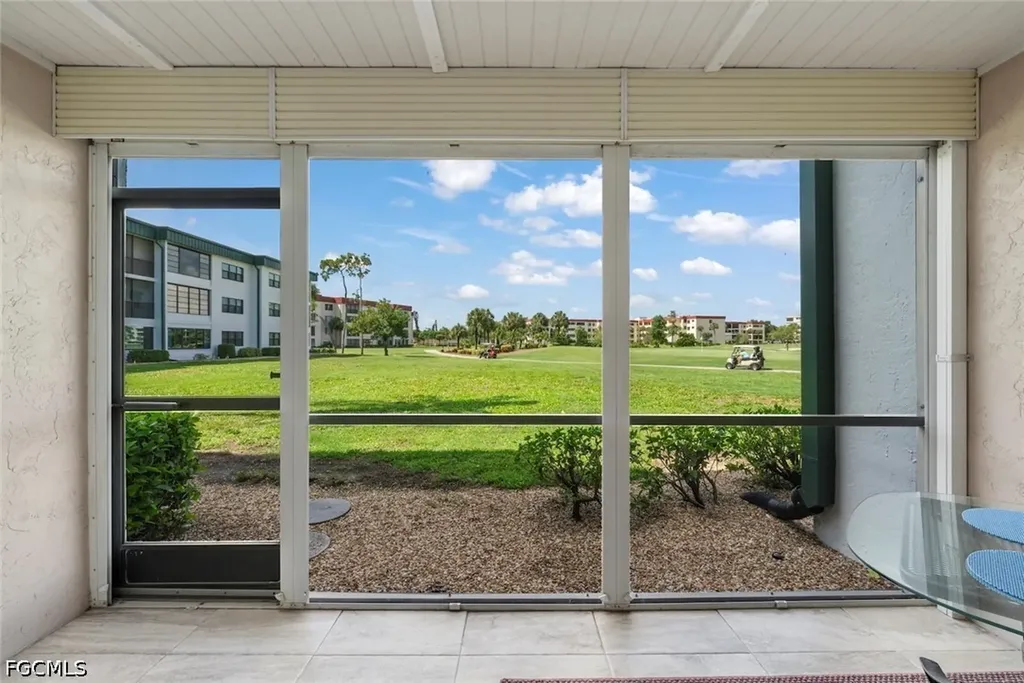 Fort Myers FL, 1747 Pebble Beach Drive, Unit 113