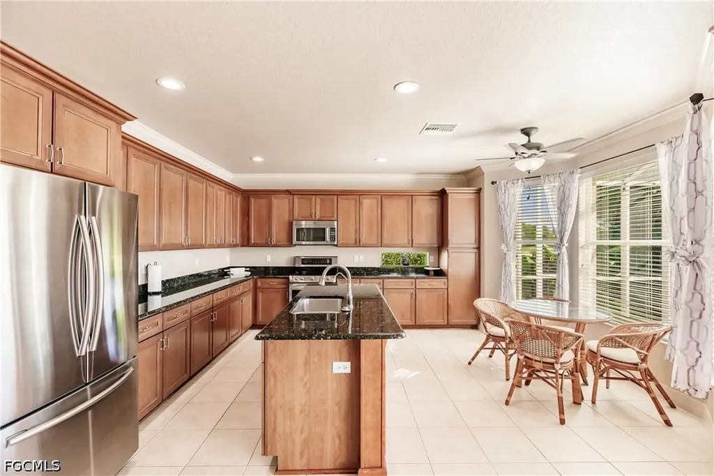 3573 Malagrotta Circle Cape Coral FL 33909